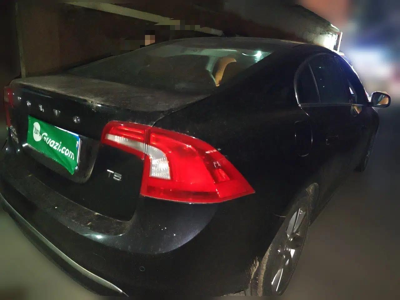 Volvo S60 2014 S60L 2.0T Zhiyuan Edition — миниатюра 6