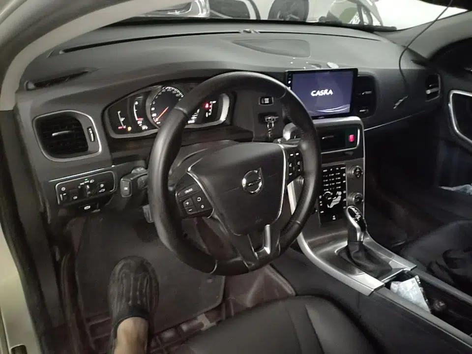 Volvo S60 2018 S60L T4 Smart & Ambitious Edition — миниатюра 13
