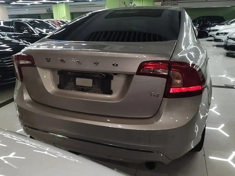 Volvo S60 2018 S60L T4 Smart & Ambitious Edition — миниатюра 5