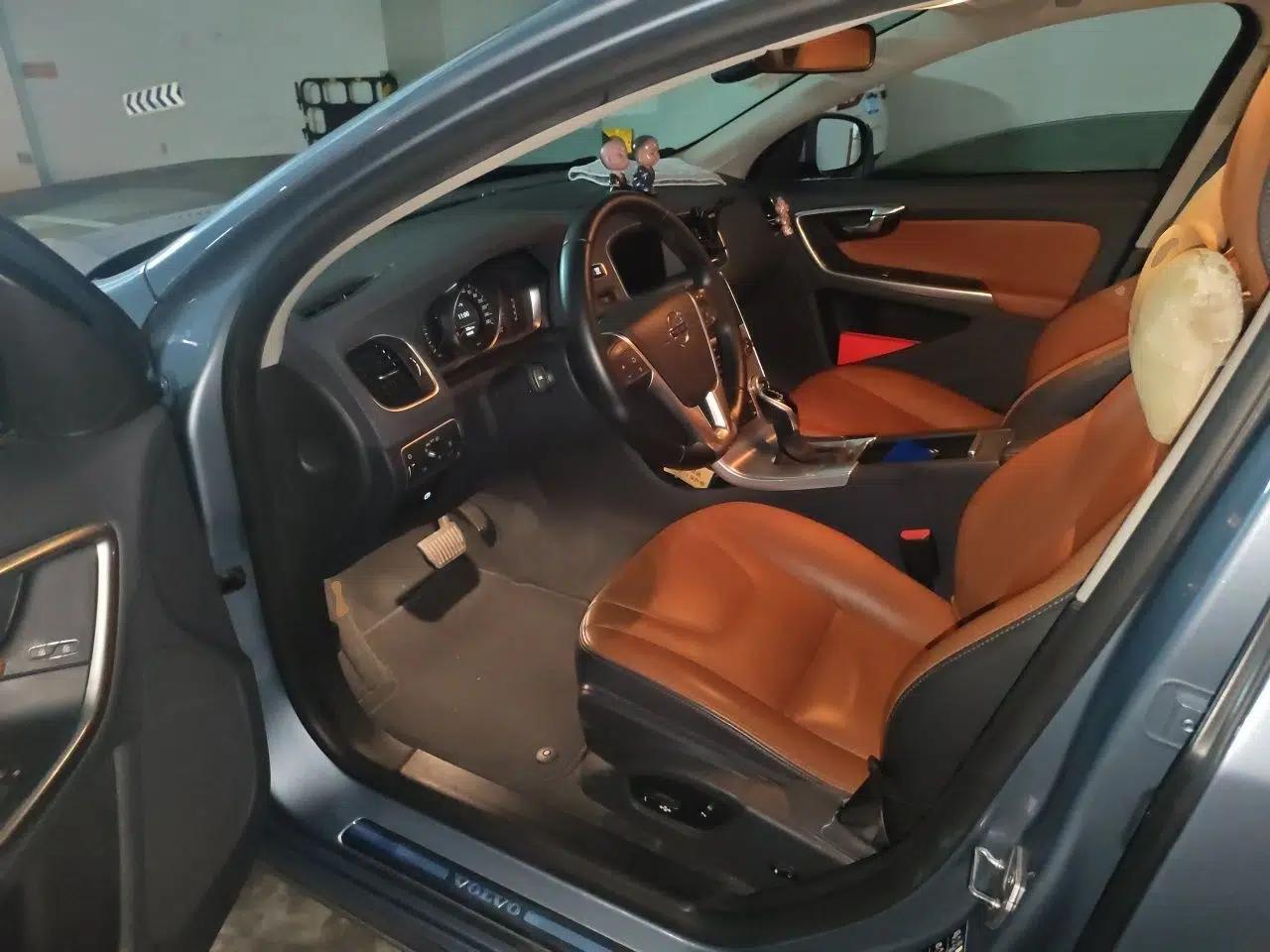 Volvo S60 2017 S60L T3 Smart Upgrade Edition — миниатюра 16