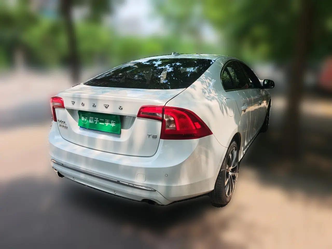 Volvo S60 2019 S60L Facelift T5 Intelligent Advanced Edition — миниатюра 4