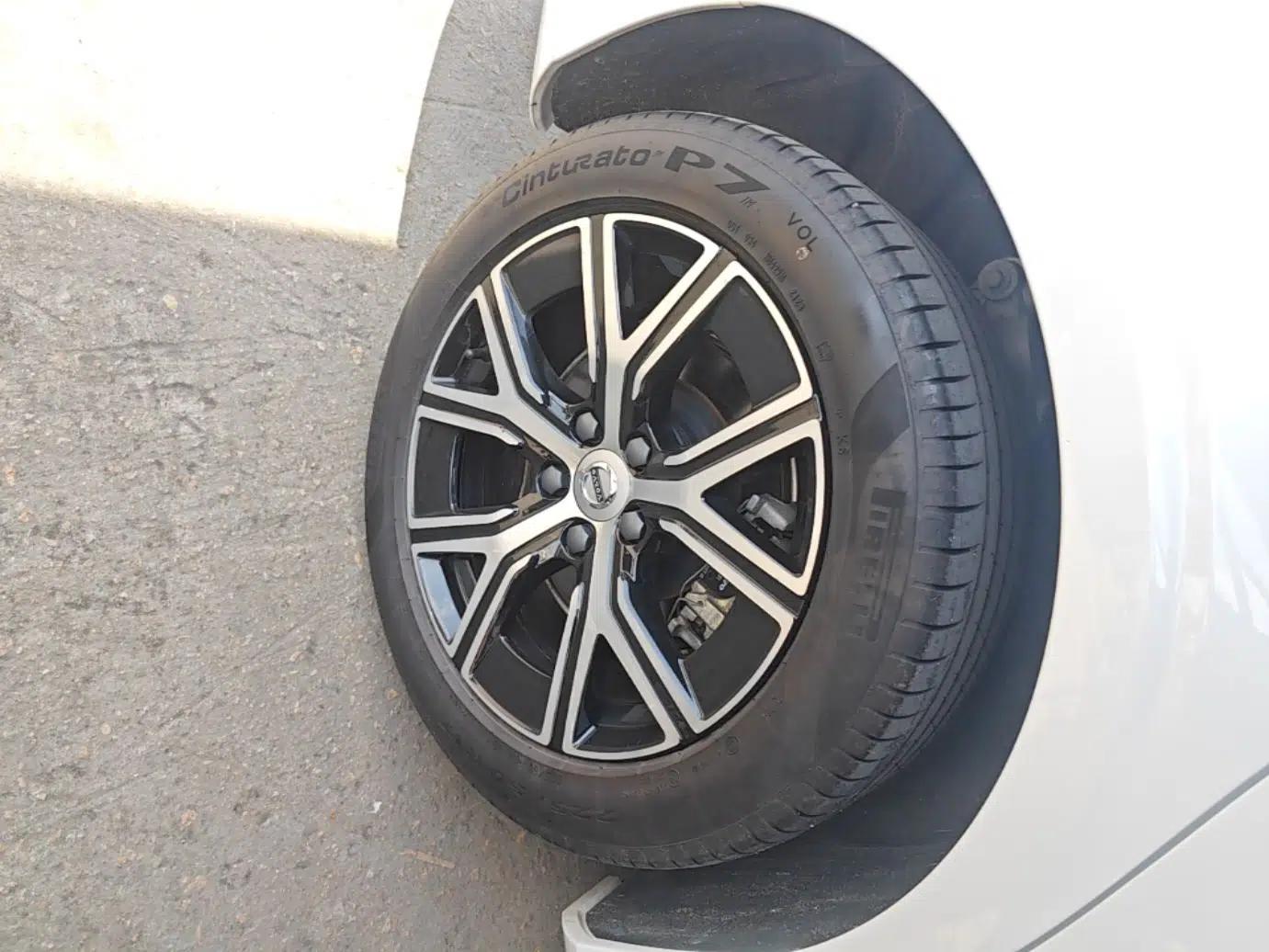 Volvo S60 2024 B4 Zhiyi Luxury Edition — миниатюра 16