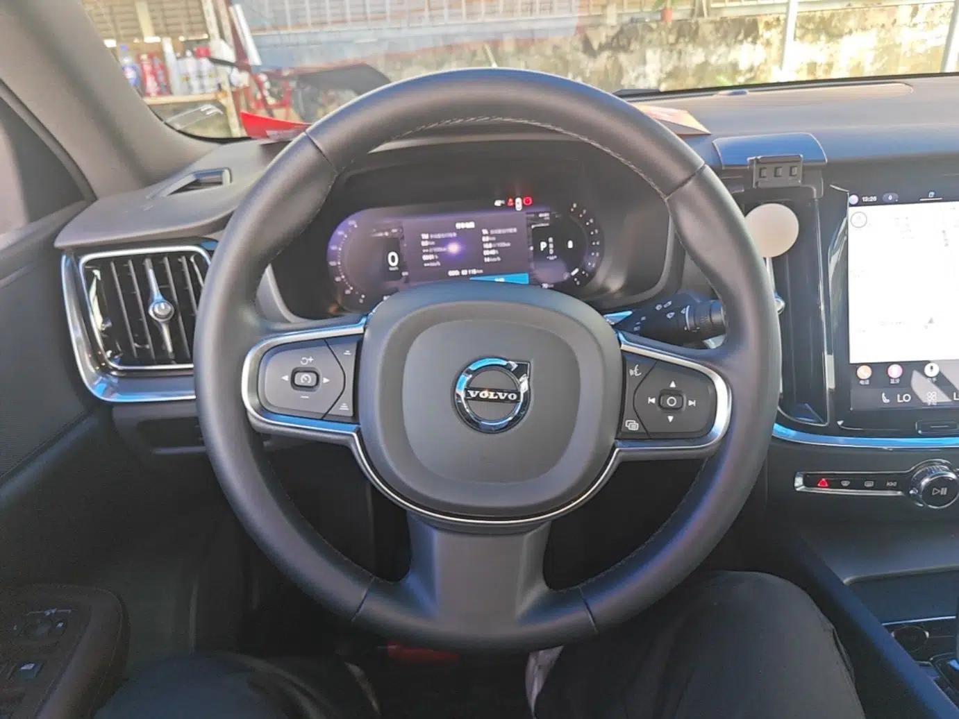 Volvo S60 2024 B4 Zhiyi Luxury Edition — миниатюра 18
