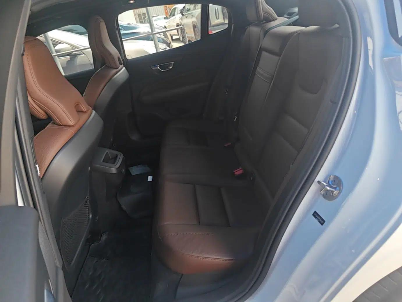 Volvo S60 2024 B4 Zhiyi Luxury Edition — миниатюра 25