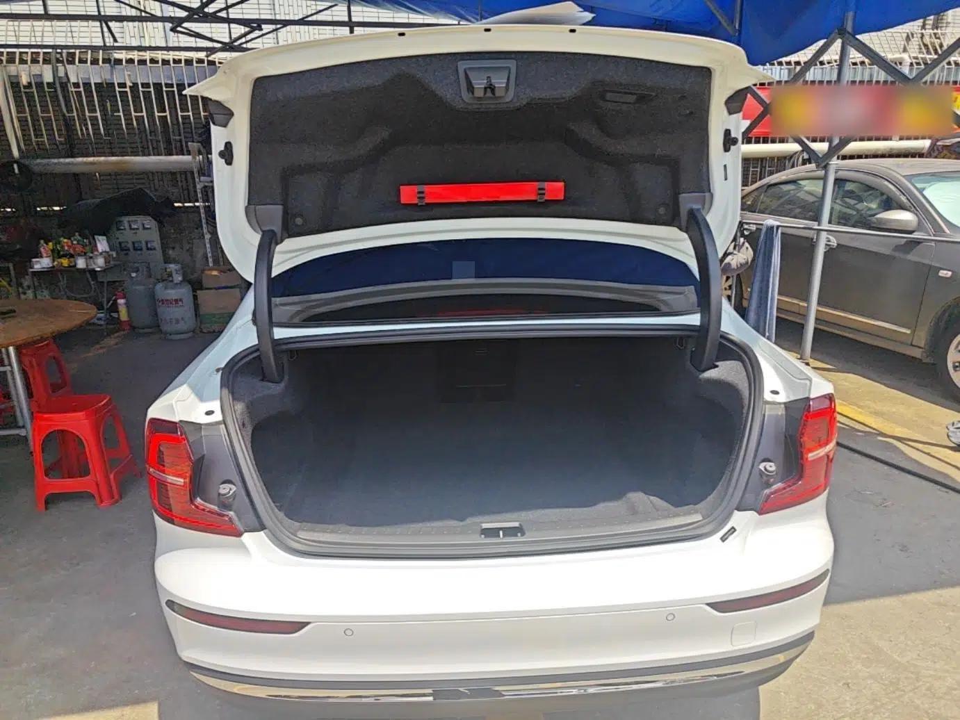 Volvo S60 2024 B4 Zhiyi Luxury Edition — миниатюра 27