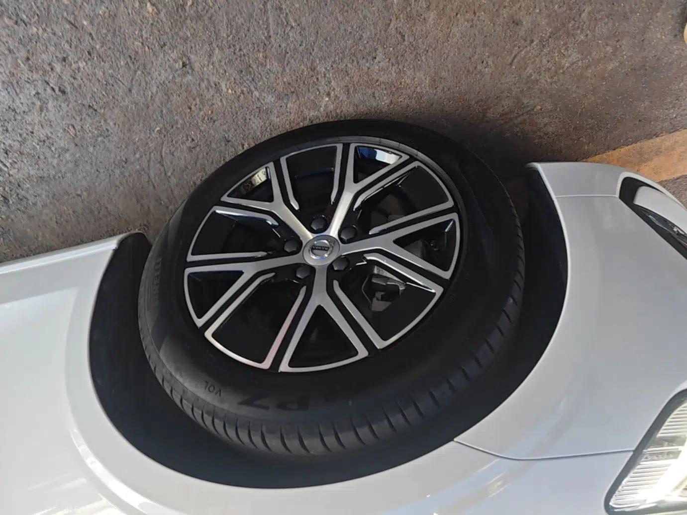 Volvo S60 2024 B4 Zhiyi Luxury Edition — миниатюра 10
