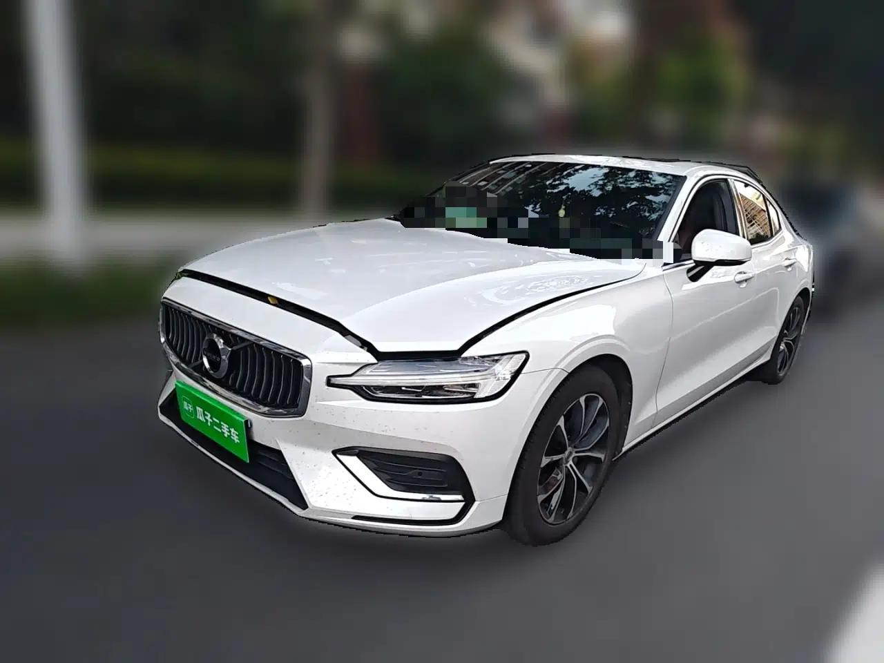 Volvo S60 2021 T4 Zhiyi Luxury Edition — миниатюра 1