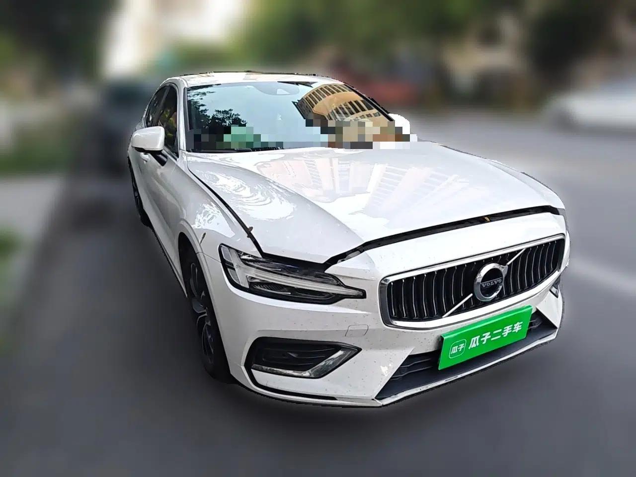 Volvo S60 2021 T4 Zhiyi Luxury Edition — миниатюра 3