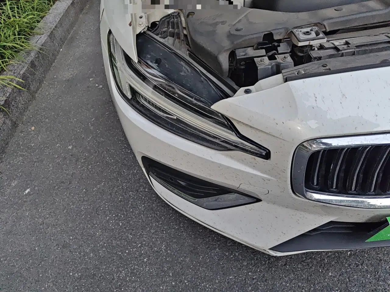 Volvo S60 2021 T4 Zhiyi Luxury Edition — миниатюра 7