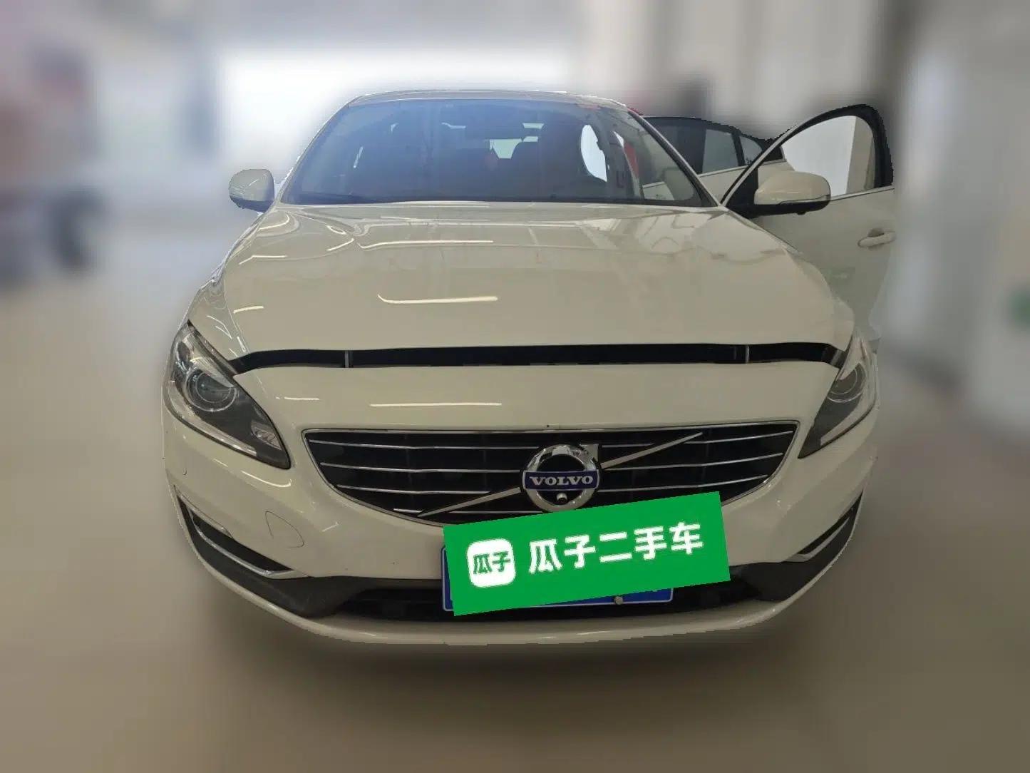 Volvo S60 2016 S60L T5 Intelligent Drive Edition — миниатюра 2