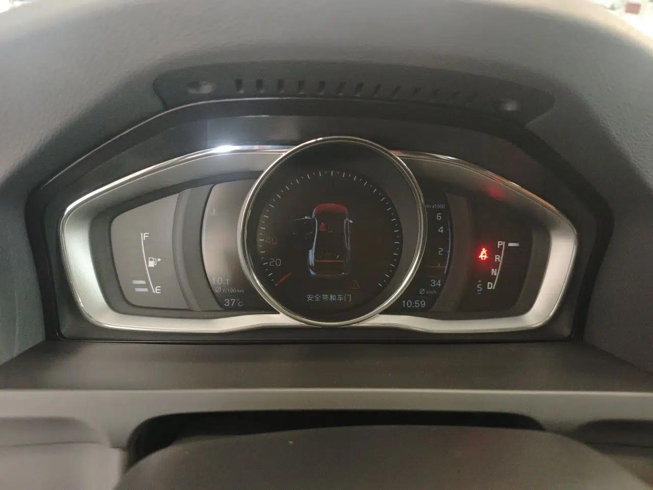 Volvo S60 2016 S60L T5 Intelligent Drive Edition — миниатюра 11