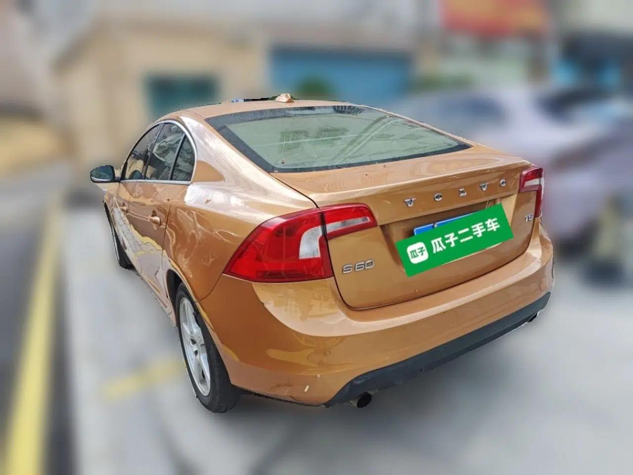 Volvo S60 2012 T5 Zhiya Edition — миниатюра 4