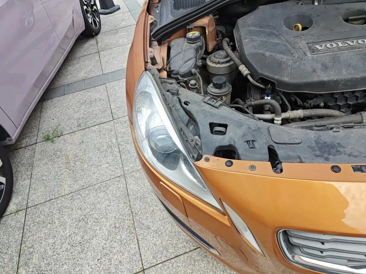 Volvo S60 2012 T5 Zhiya Edition — миниатюра 7