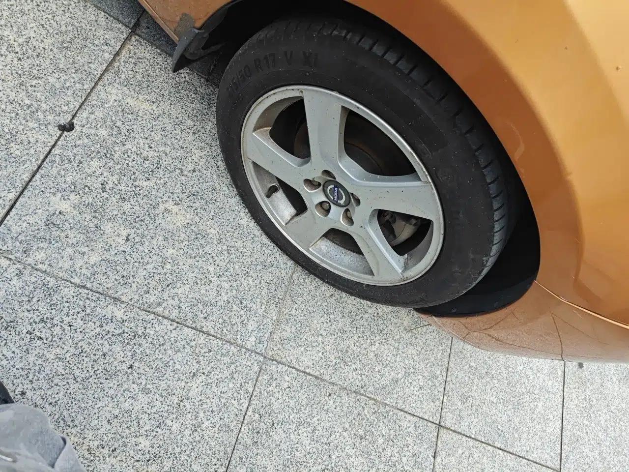 Volvo S60 2012 T5 Zhiya Edition — миниатюра 8