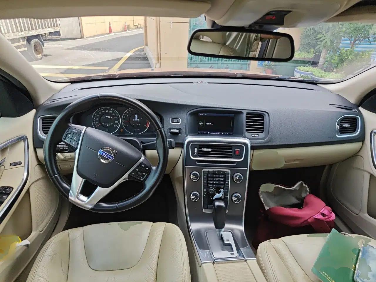 Volvo S60 2012 T5 Zhiya Edition — миниатюра 9