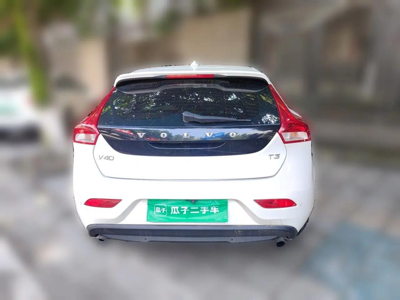 Volvo V40 2016 T3 Zhiyi Edition — миниатюра 5