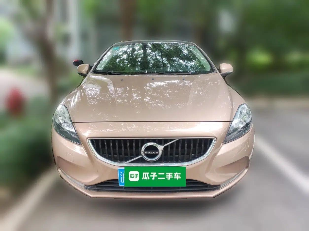 Volvo V40 2017 T3 Smart Edition — миниатюра 2