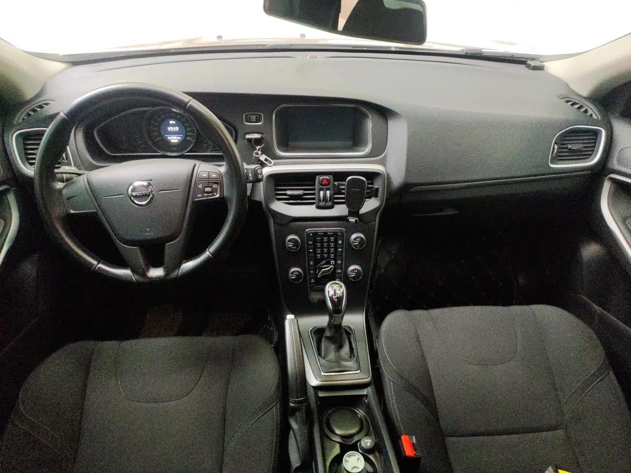 Volvo V40 2017 T3 Smart Edition — миниатюра 9