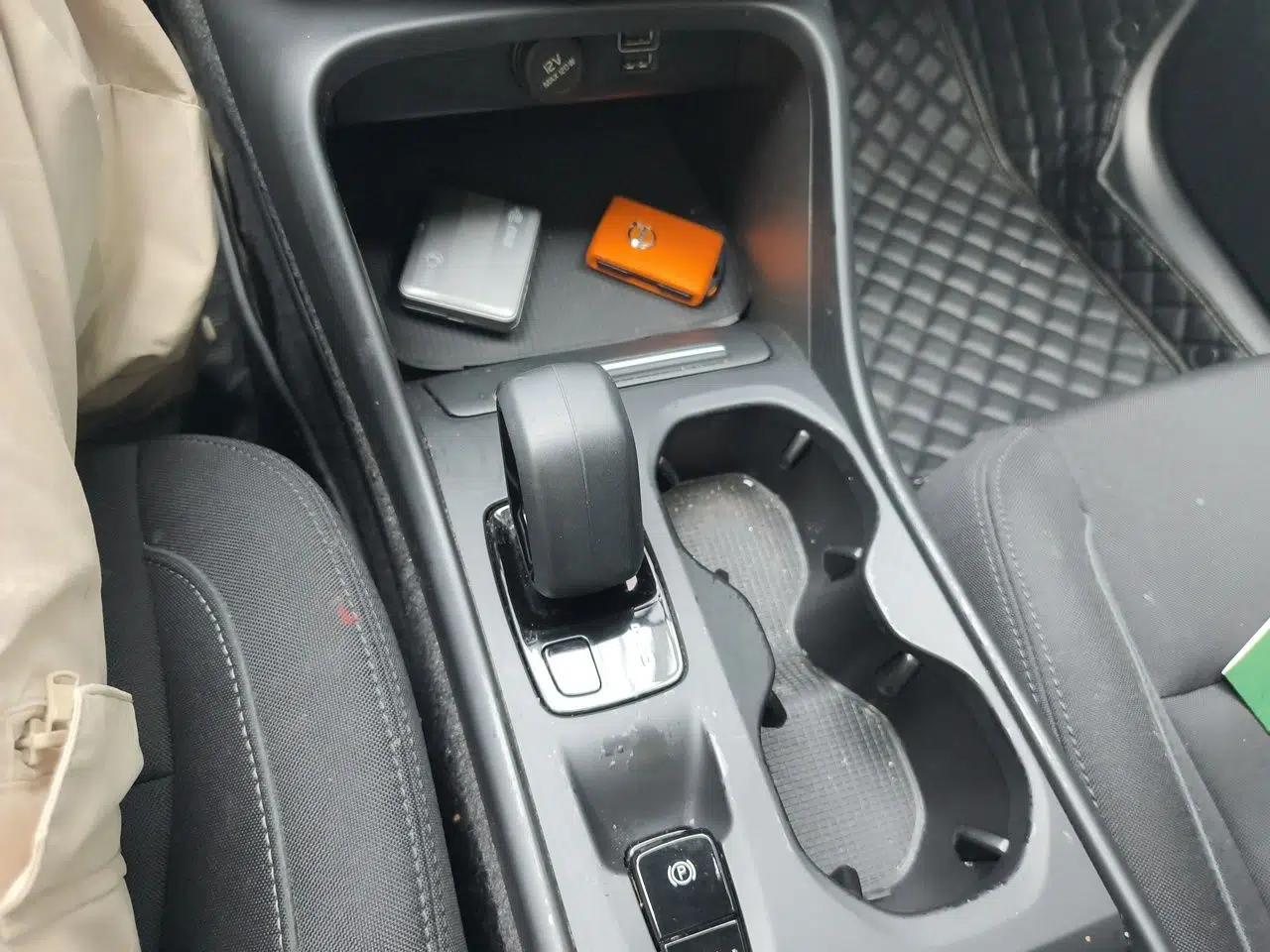 Volvo XC40 2022 T4 Four-Wheel Drive Smart & Stylish Edition — миниатюра 14