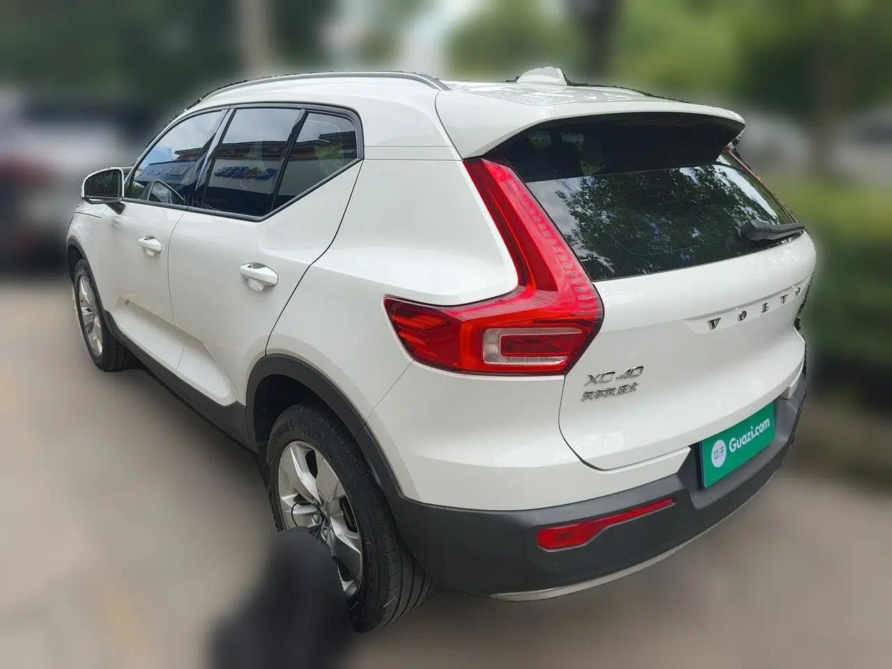 Volvo XC40 2022 T4 Four-Wheel Drive Smart & Stylish Edition — миниатюра 4