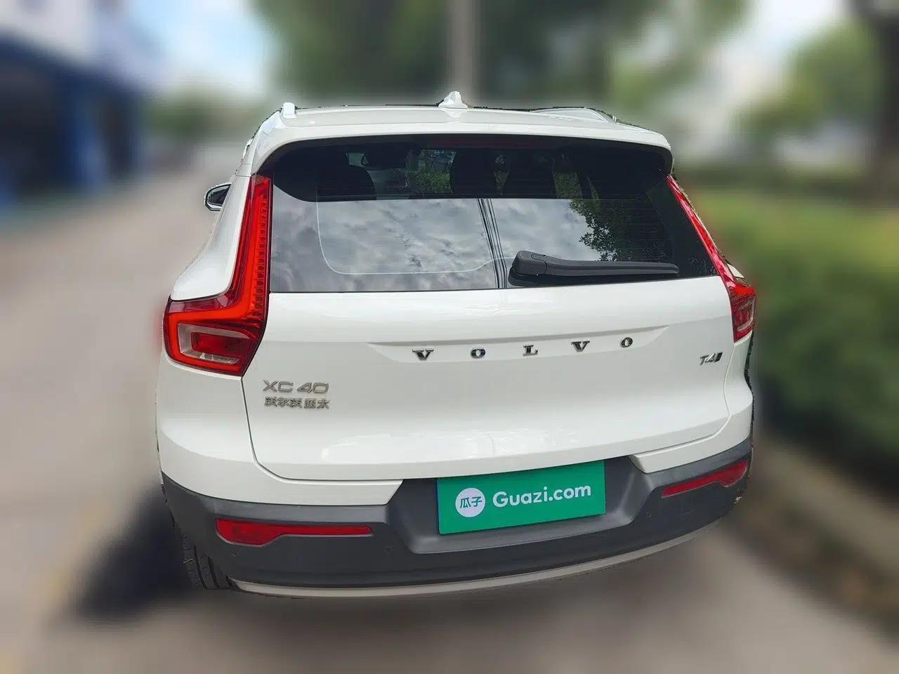 Volvo XC40 2022 T4 Four-Wheel Drive Smart & Stylish Edition — миниатюра 5