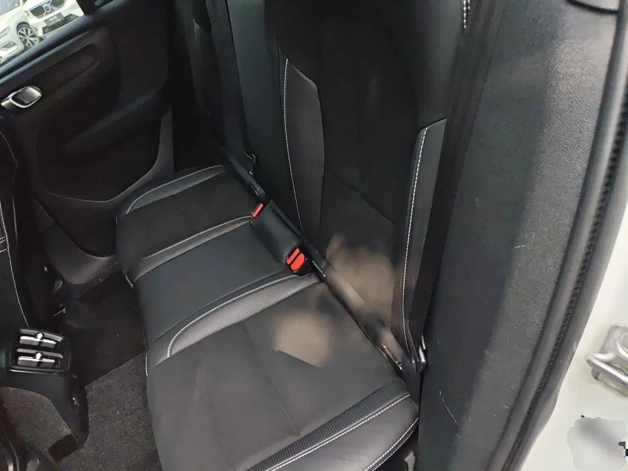 Volvo XC40 2021 T4 Four-Wheel Drive Smart & Sporty Edition — миниатюра 17