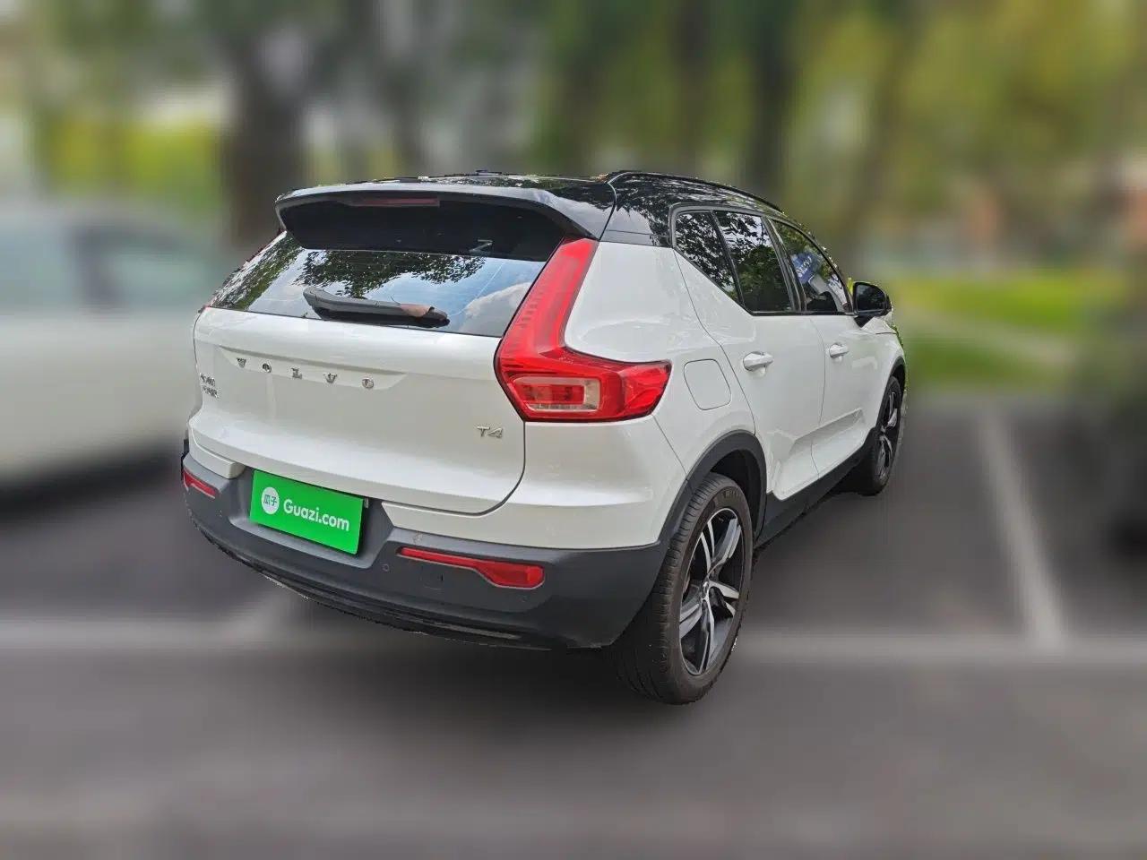Volvo XC40 2021 T4 Four-Wheel Drive Smart & Sporty Edition — миниатюра 6