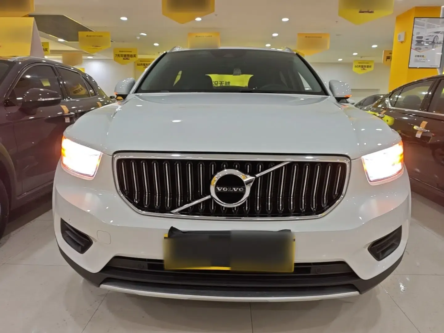 Volvo XC40 2021 T4 4x4 SmartDrive Fashion Edition — миниатюра 2