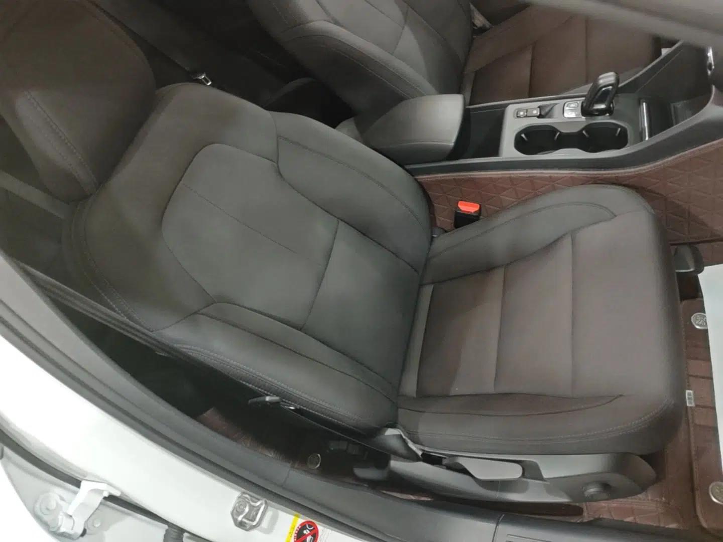 Volvo XC40 2021 T4 4x4 SmartDrive Fashion Edition — миниатюра 19