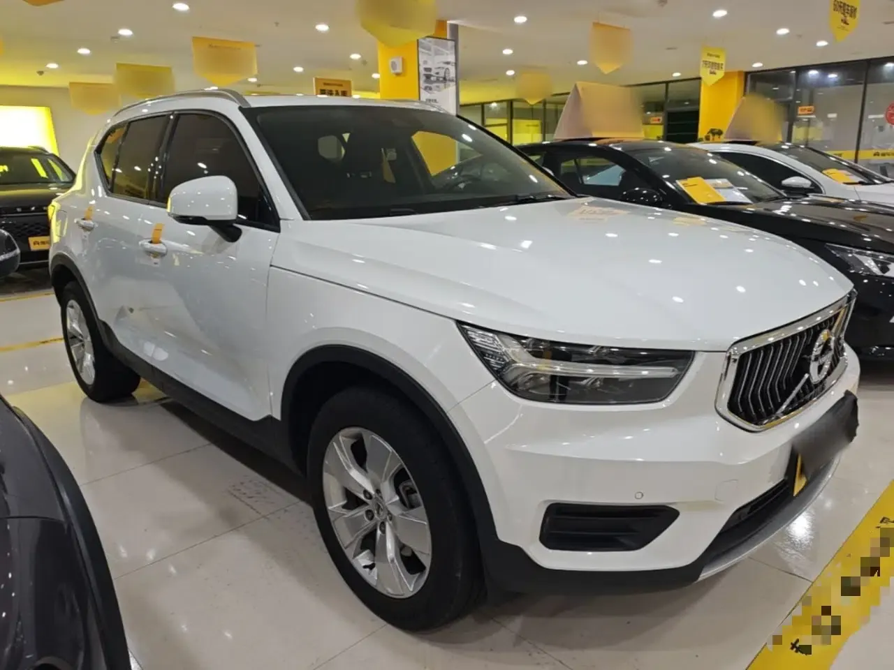 Volvo XC40 2021 T4 4x4 SmartDrive Fashion Edition — миниатюра 3