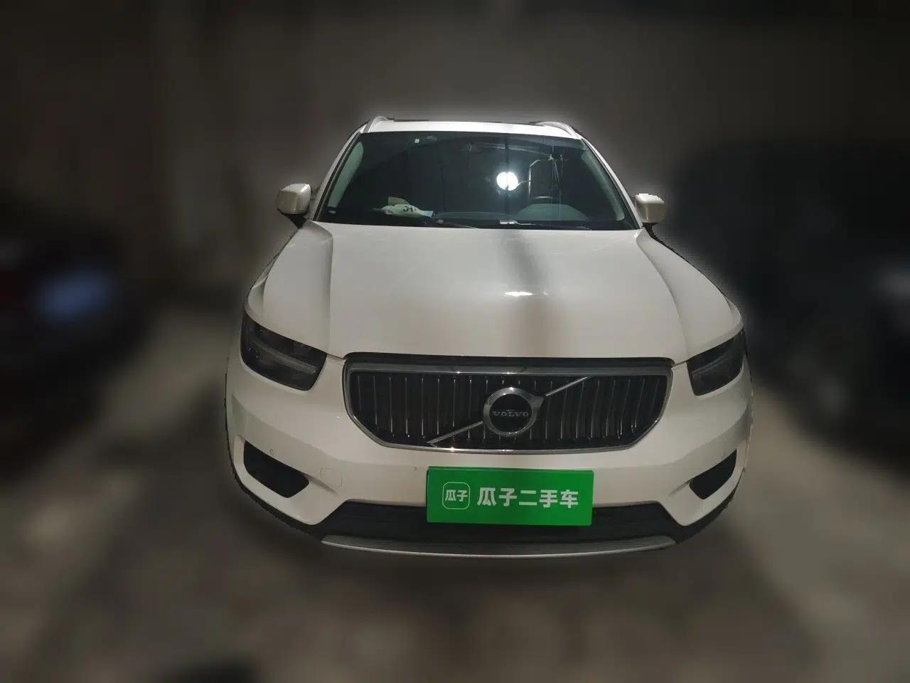 Volvo XC40 2021 T3 Zhiyuan Luxury Edition — миниатюра 2