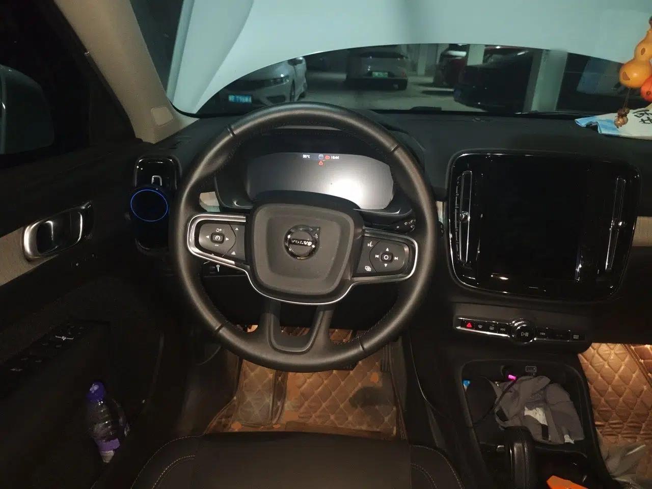 Volvo XC40 2021 T3 Zhiyuan Luxury Edition — миниатюра 10