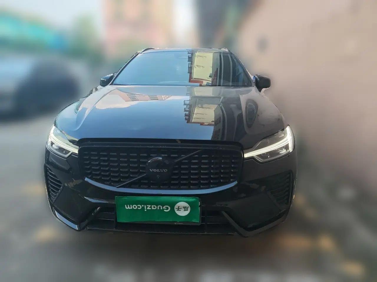 Volvo XC60 New Energy 2025 Plug-in Hybrid Long-Range All-Wheel Drive Zhiyuan Extreme Night Black Edition — миниатюра 2