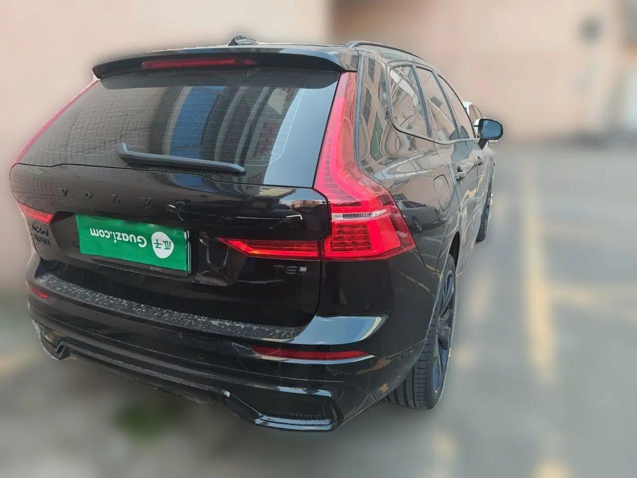 Volvo XC60 New Energy 2025 Plug-in Hybrid Long-Range All-Wheel Drive Zhiyuan Extreme Night Black Edition — миниатюра 6