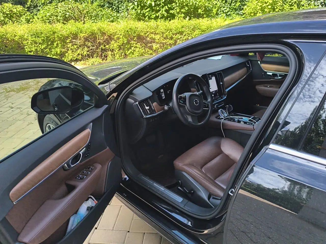 Volvo S90 New Energy 2022 T8 eDrive Hybrid Luxury Edition — миниатюра 16