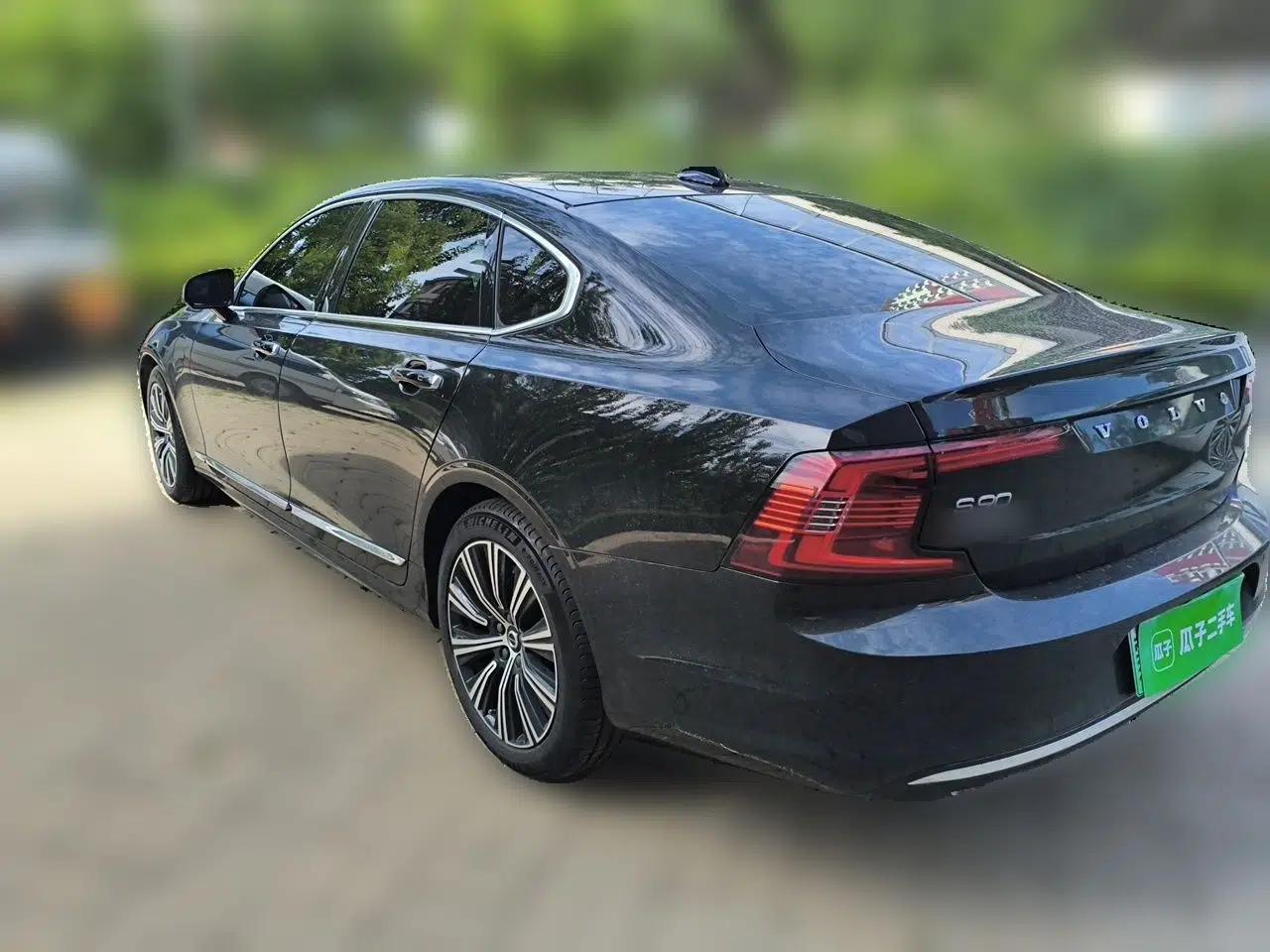 Volvo S90 New Energy 2022 T8 eDrive Hybrid Luxury Edition — миниатюра 4