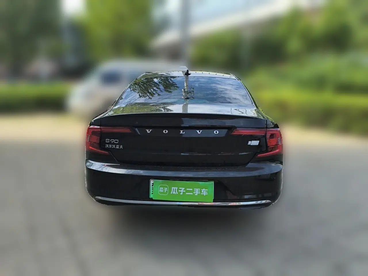 Volvo S90 New Energy 2022 T8 eDrive Hybrid Luxury Edition — миниатюра 5