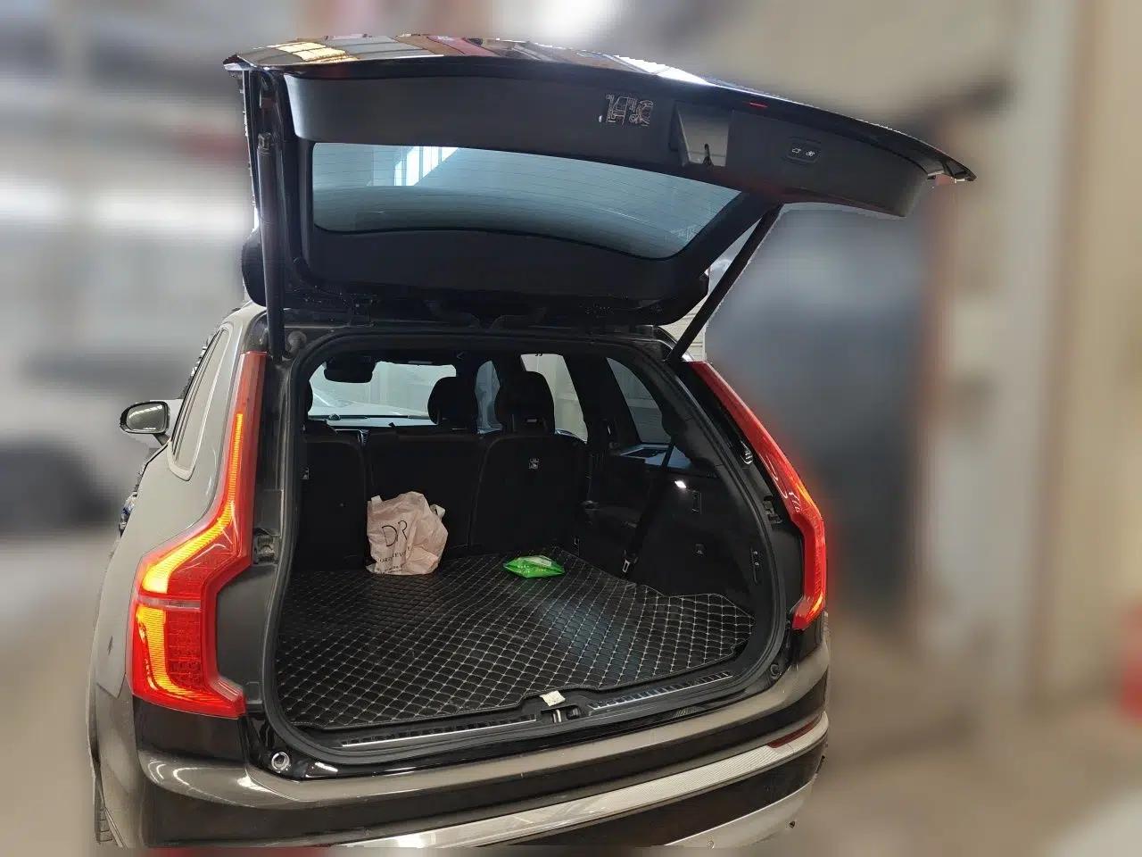 Volvo XC90 New Energy 2021 E-Drive Hybrid T8 Luxury Flagship 7-Seater — миниатюра 19