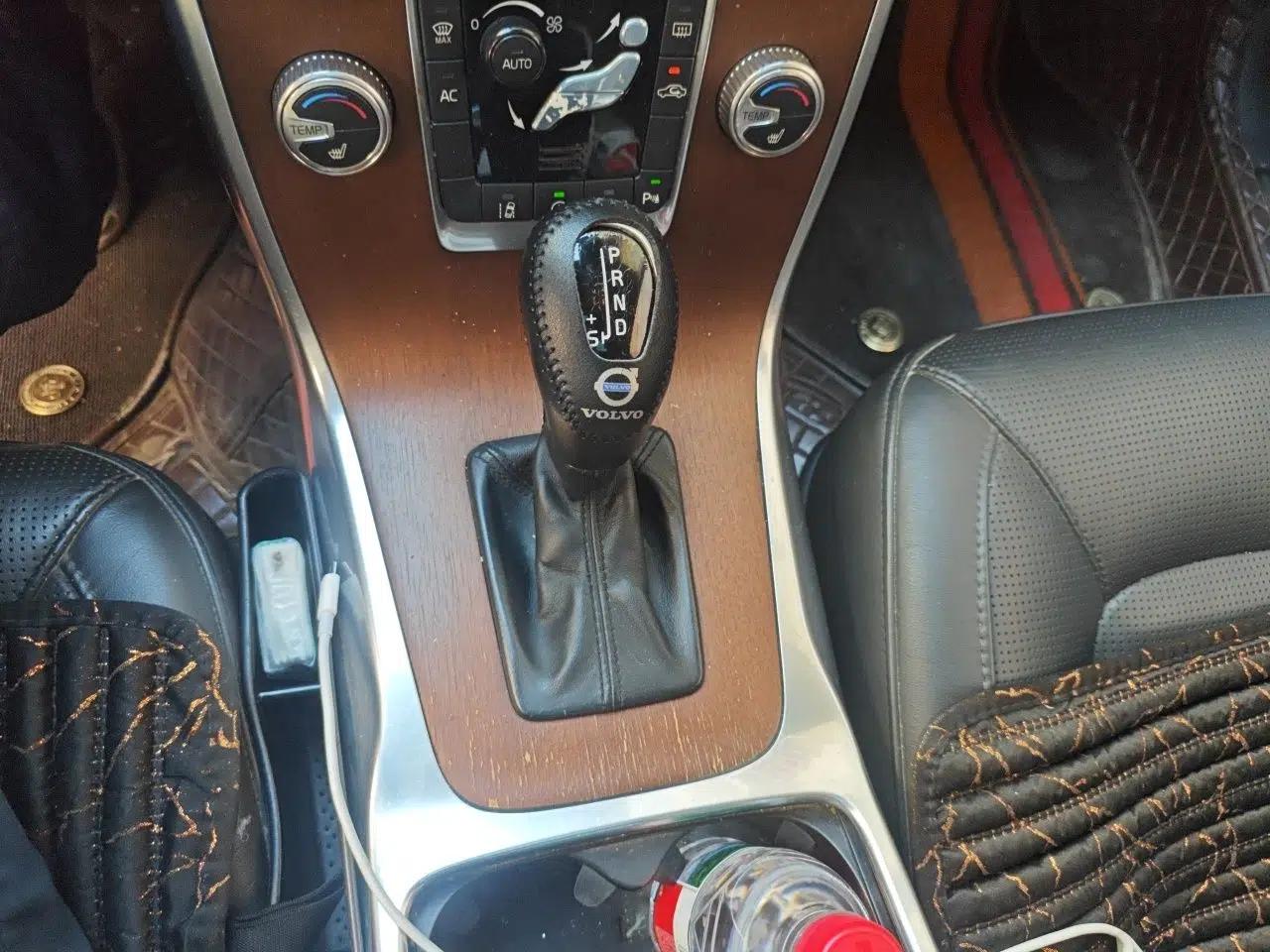 Volvo S80L 2014 2.0T T5 Smart Luxury Edition — миниатюра 14