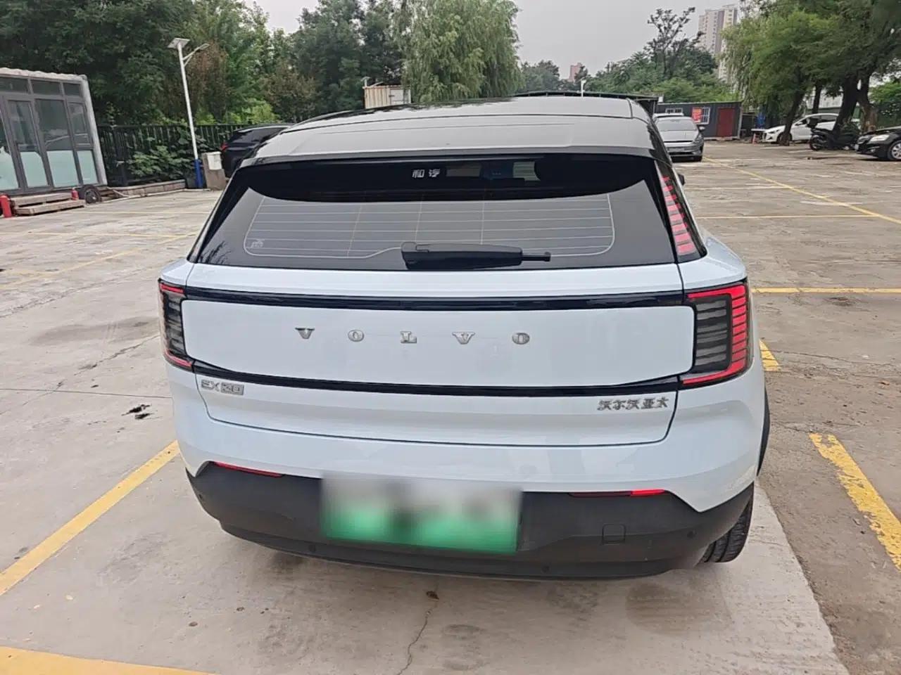 Volvo EX30 2025 Rear-Drive Long-Range Version Ultra — миниатюра 5