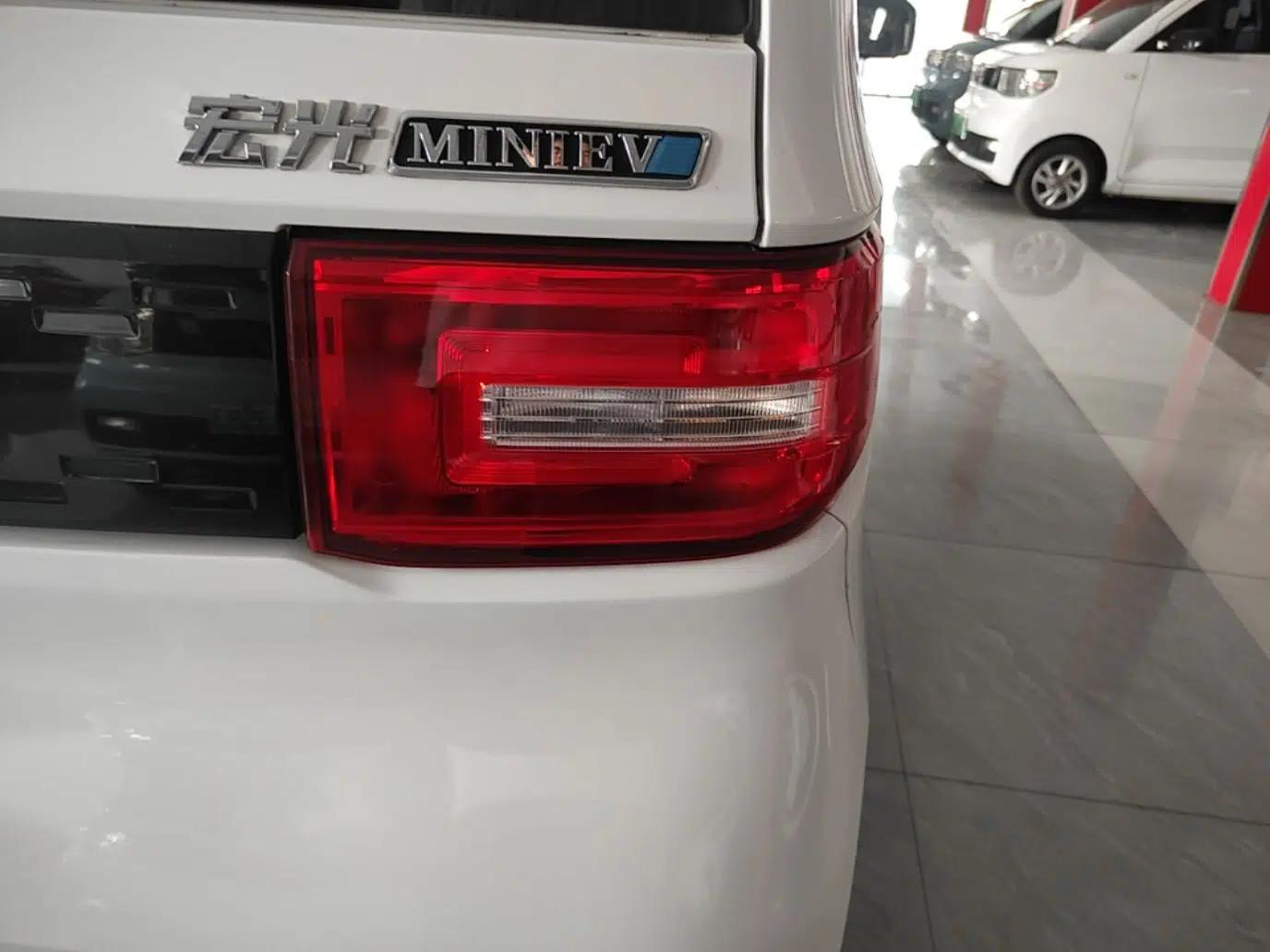 Wuling Hongguang MINIEV 2022 Zizai Version Lithium-NMC — миниатюра 9
