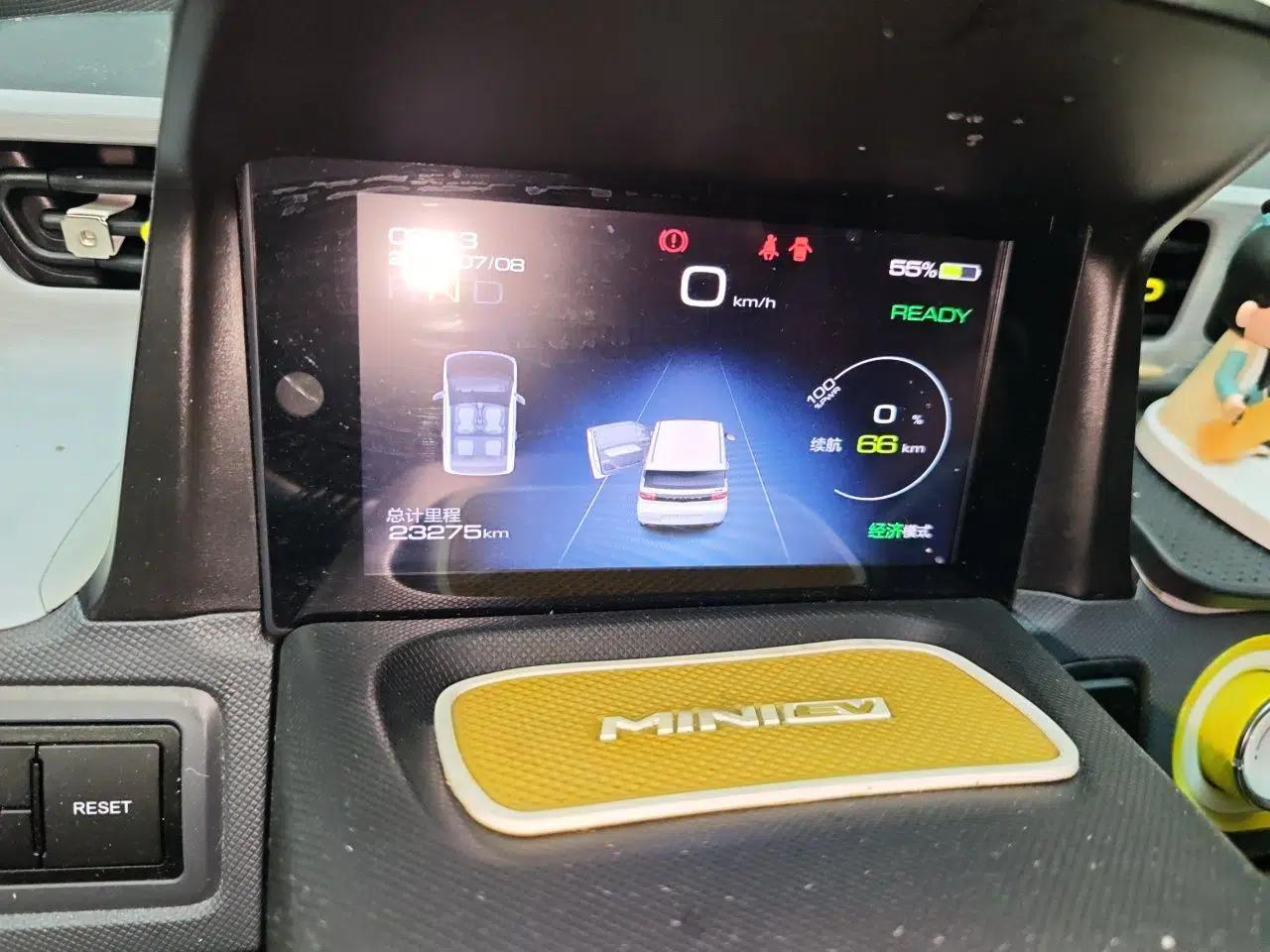 Wuling Hongguang MINIEV 2022 Macaron Colorful Edition Lithium Iron Phosphate — миниатюра 11