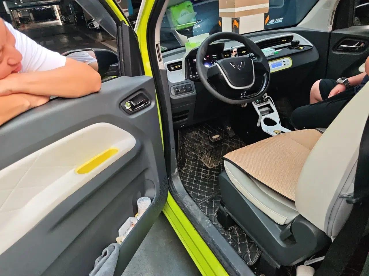 Wuling Hongguang MINIEV 2022 Macaron Colorful Edition Lithium Iron Phosphate — миниатюра 16