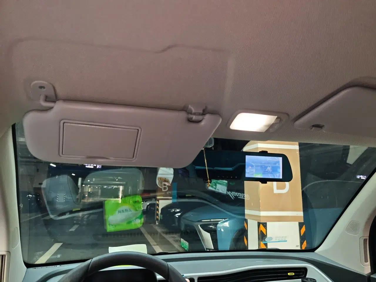 Wuling Hongguang MINIEV 2022 Macaron Colorful Edition Lithium Iron Phosphate — миниатюра 18