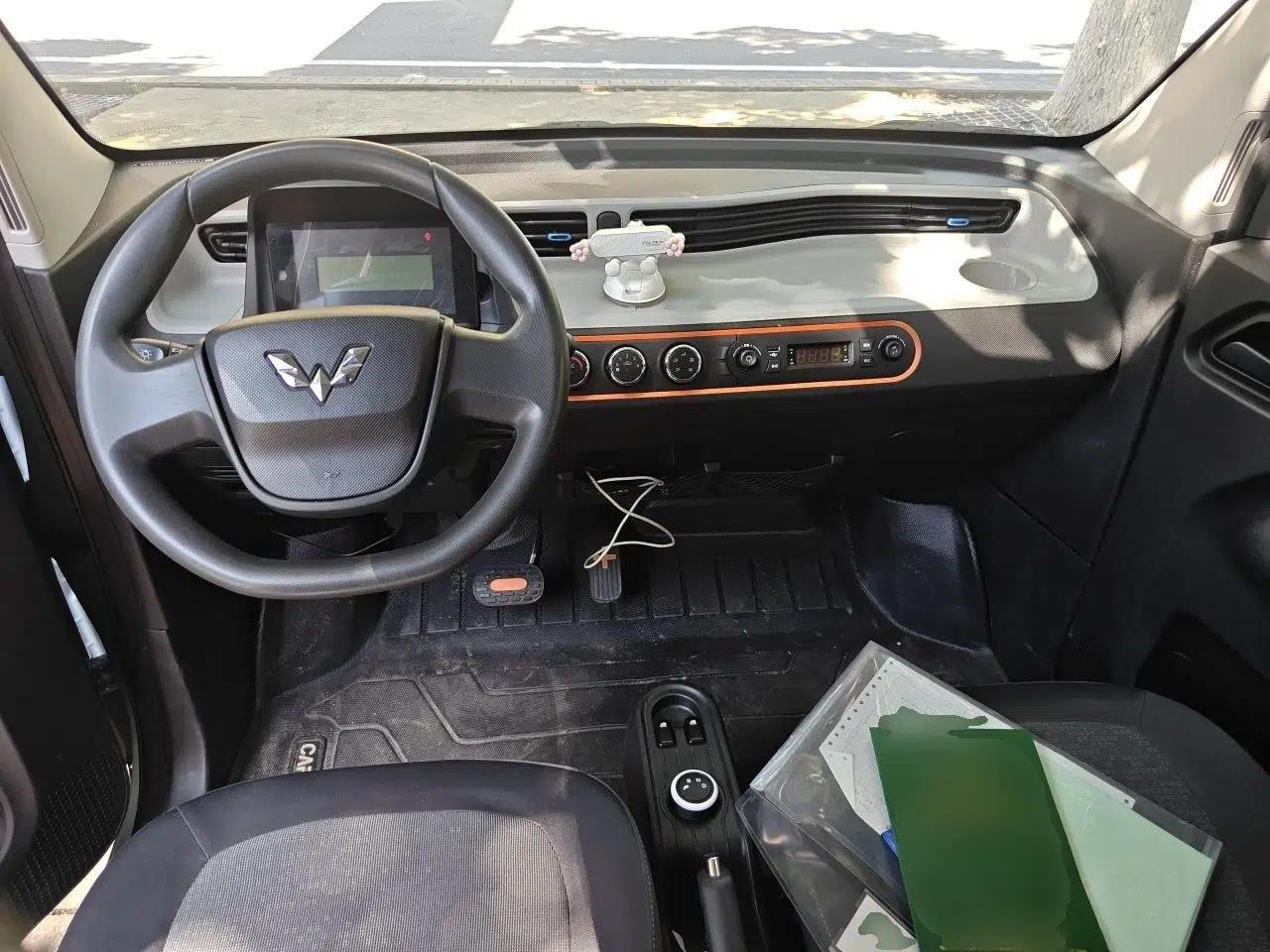 Wuling Hongguang MINIEV 2022 Easy Version Lithium Iron Phosphate — миниатюра 9