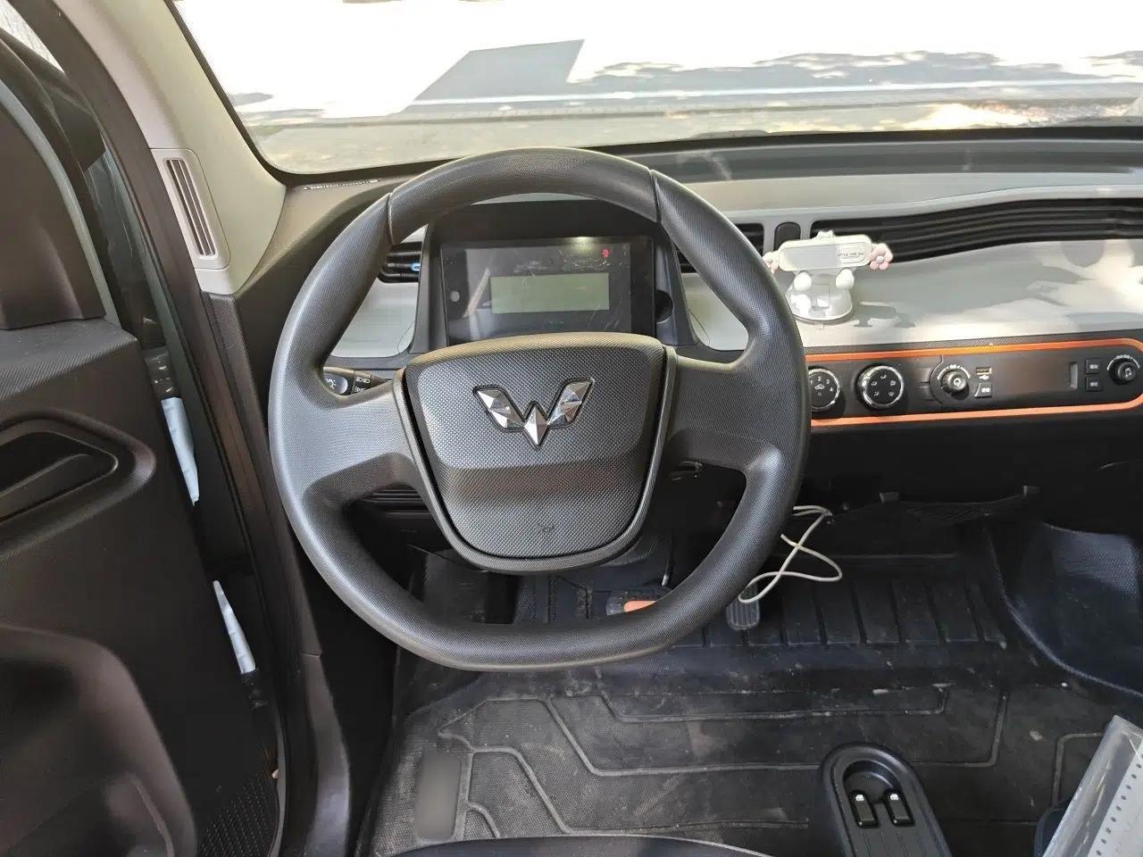 Wuling Hongguang MINIEV 2022 Easy Version Lithium Iron Phosphate — миниатюра 10