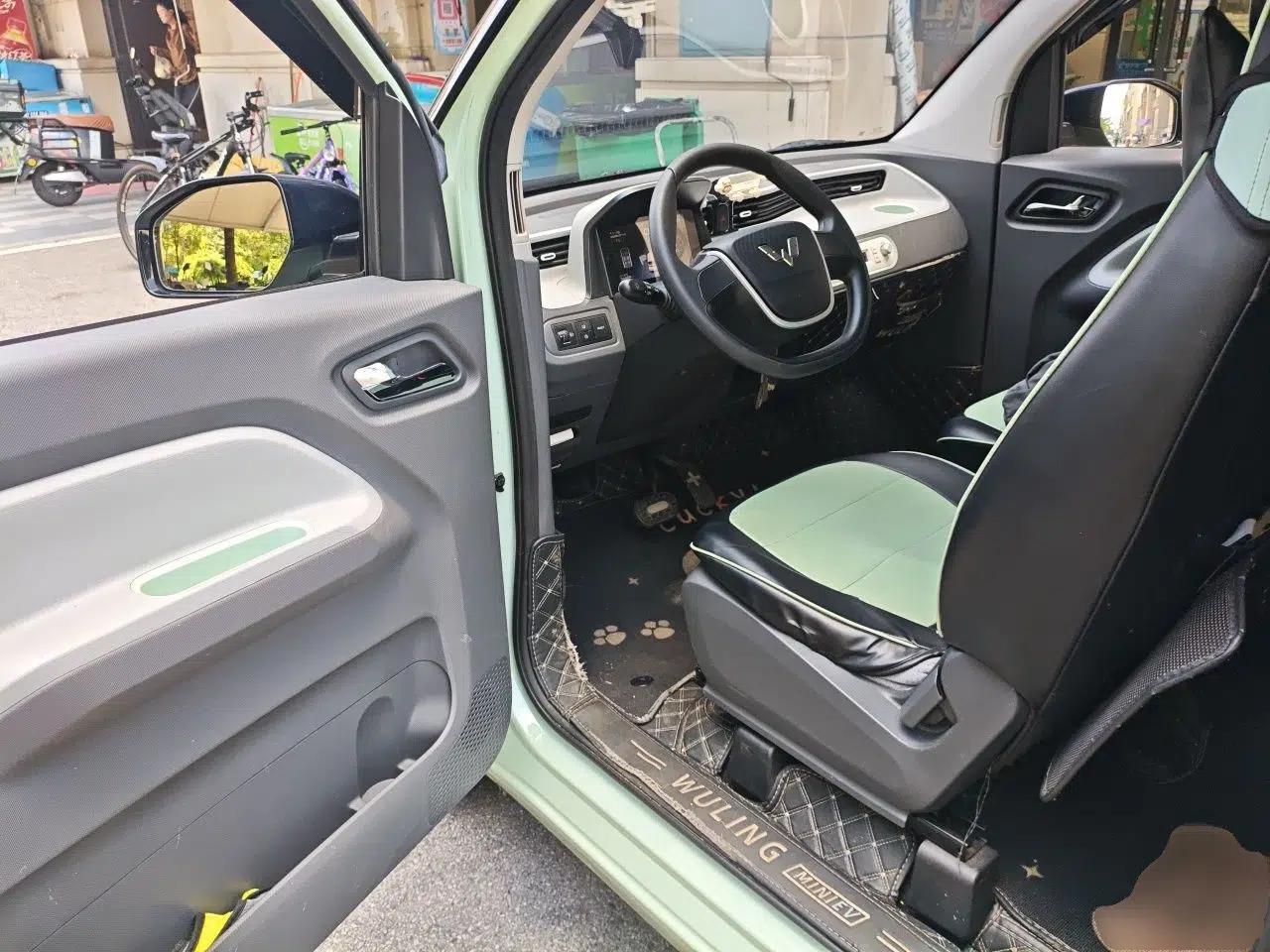 Wuling Hongguang MINIEV 2022 Macaron Premium Model – Lithium Iron Phosphate — миниатюра 16