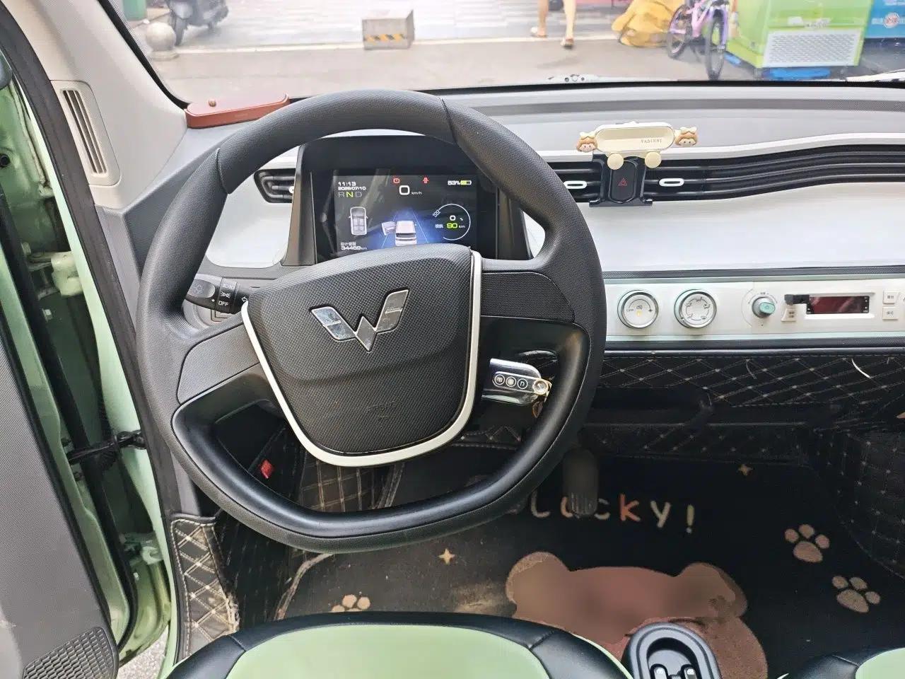 Wuling Hongguang MINIEV 2022 Macaron Premium Model – Lithium Iron Phosphate — миниатюра 10