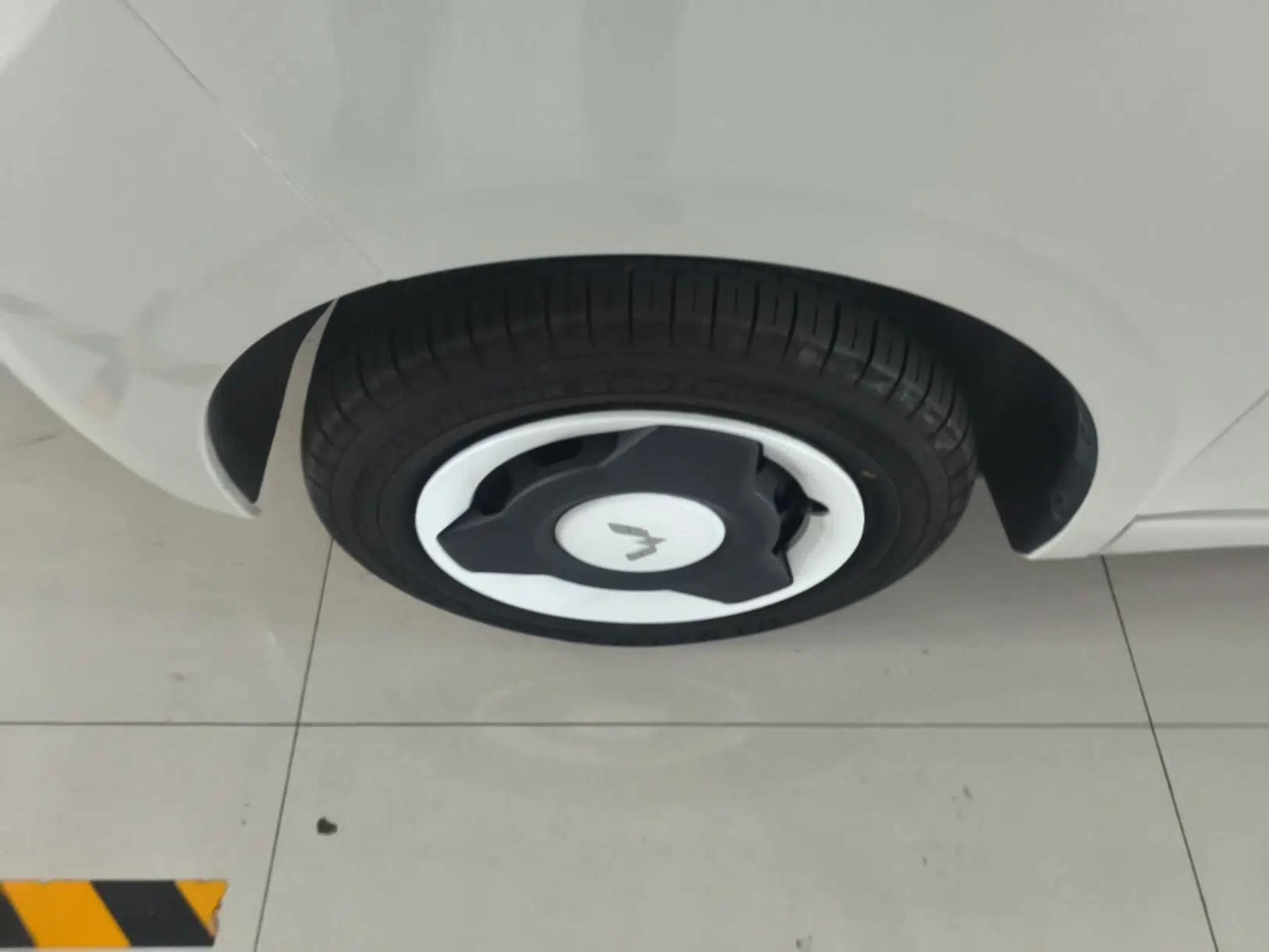 Wuling Hongguang MINIEV 2024 3rd Generation 215km Youth Edition — миниатюра 15