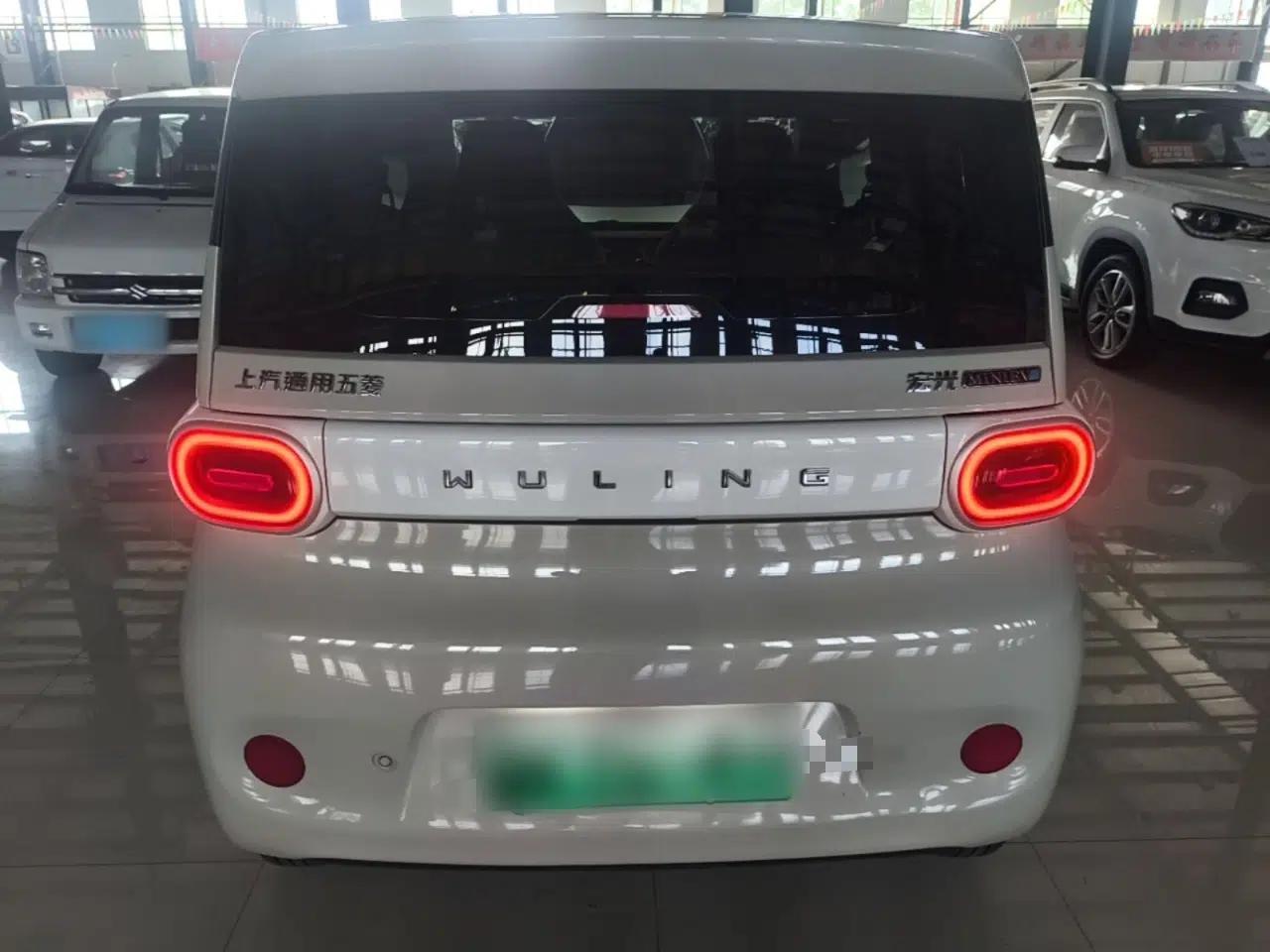 Wuling Hongguang MINIEV 2024 3rd Generation 215km Youth Edition — миниатюра 5